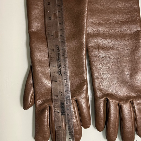 Rare vintage 26”x9” Brown Leather Gloves - Picture 6 of 7